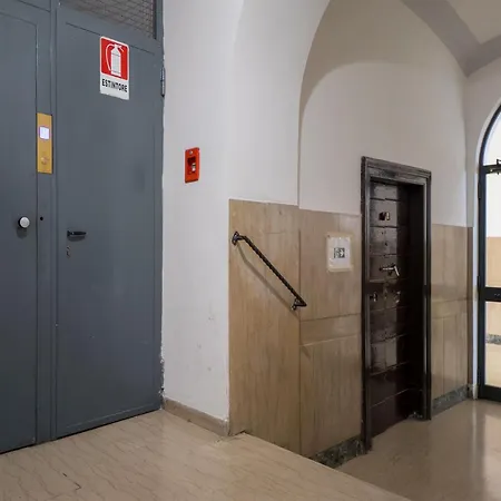 The Rent - Modern Two-bedroom In Esquilino Area * Rome