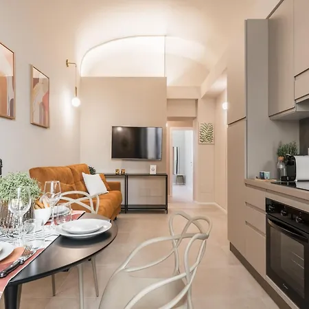 The Rent - Modern Two-bedroom In Esquilino Area *